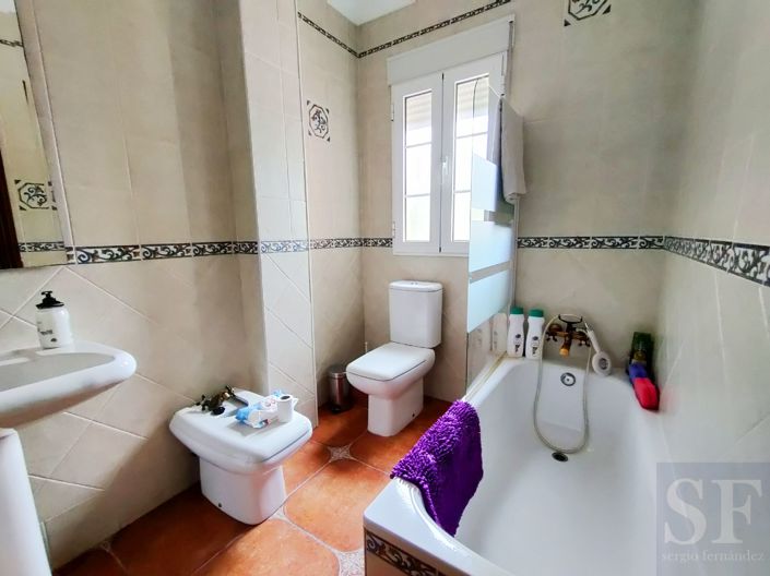 Image No.15-4 Bed Villa for sale