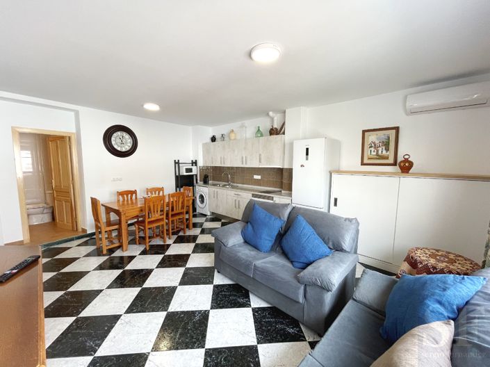 Image No.5-2 Bed Townhouse for sale