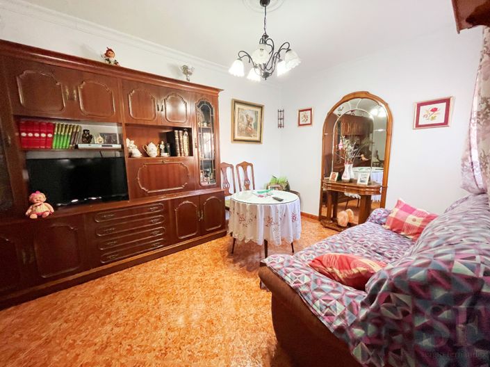 Image No.5-3 Bed Townhouse for sale