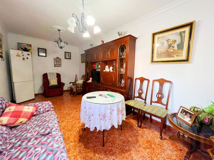 Image No.6-3 Bed Townhouse for sale