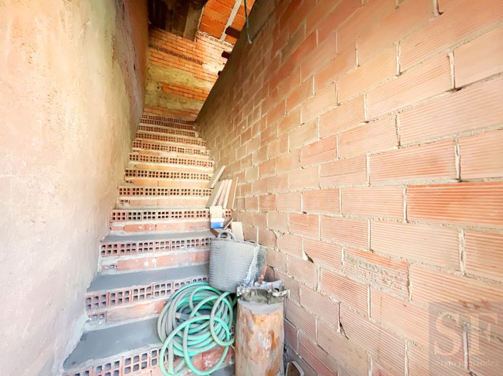 Image No.6-3 Bed Townhouse for sale