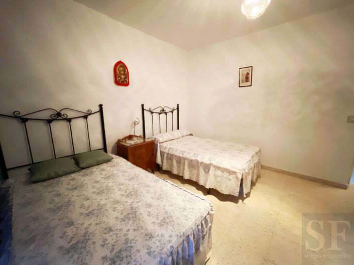 Image No.6-4 Bed Townhouse for sale