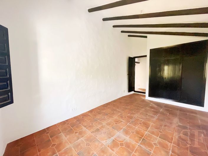 Image No.5-5 Bed Villa for sale