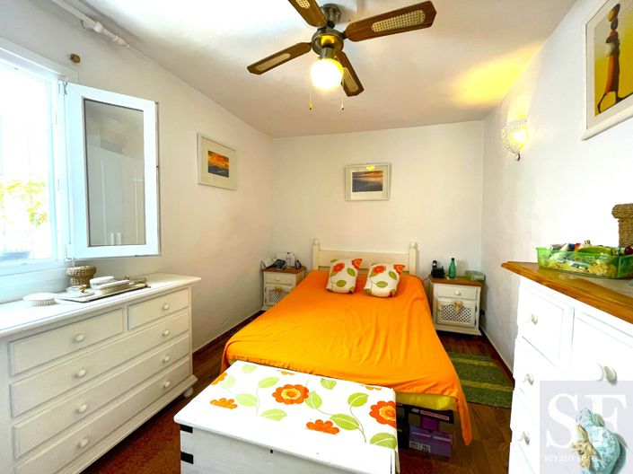 Image No.10-2 Bed Townhouse for sale