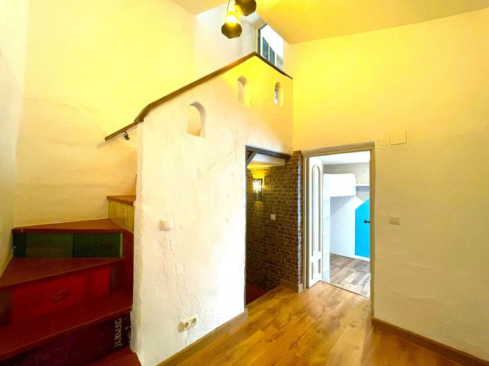 Image No.14-5 Bed Townhouse for sale