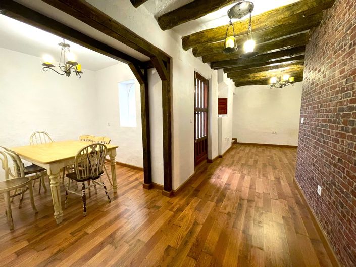 Image No.3-5 Bed Townhouse for sale