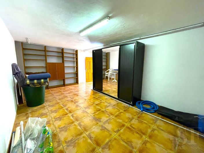 Image No.12-3 Bed Villa for sale