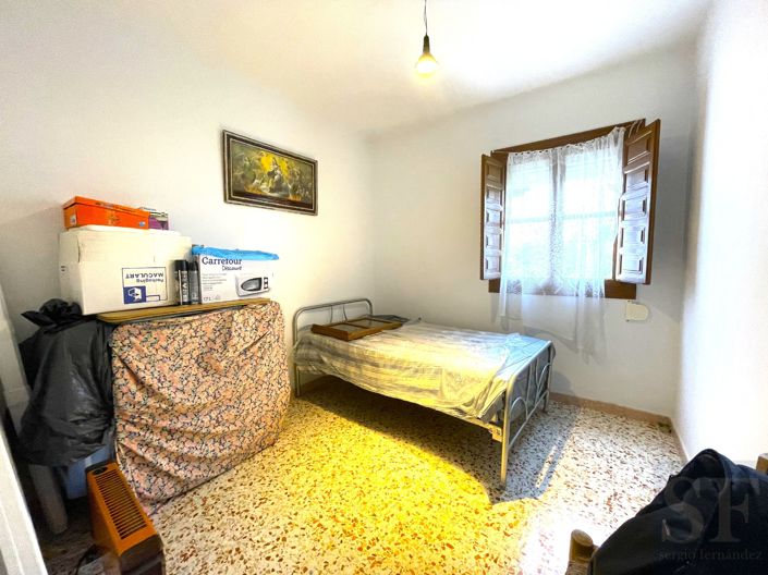 Image No.11-5 Bed Townhouse for sale