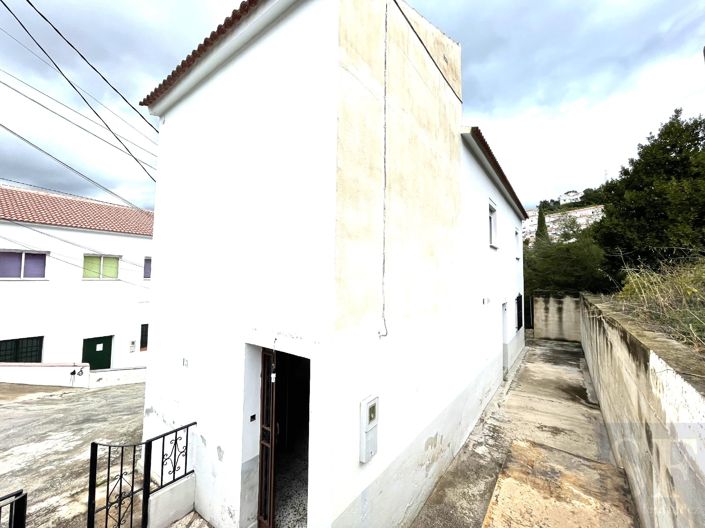 Image No.2-5 Bed Townhouse for sale