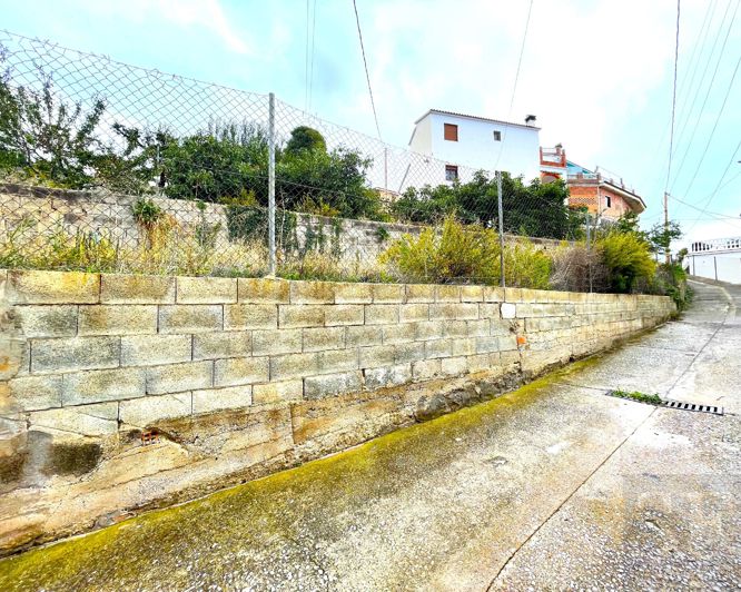 Image No.19-5 Bed Townhouse for sale