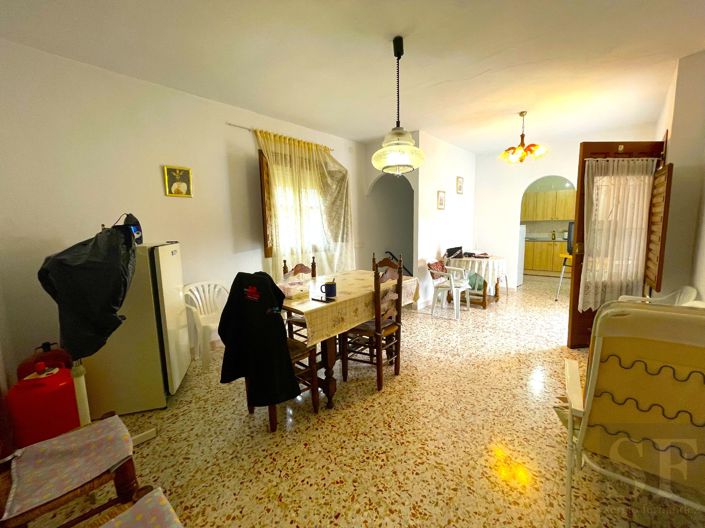 Image No.4-5 Bed Townhouse for sale