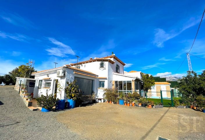 Image No.1-Villa de 4 chambres à vendre à Arenas