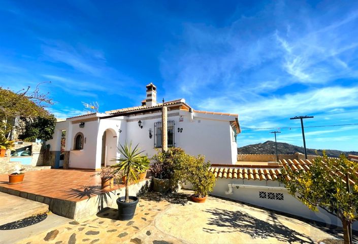 Image No.3-Villa de 4 chambres à vendre à Arenas