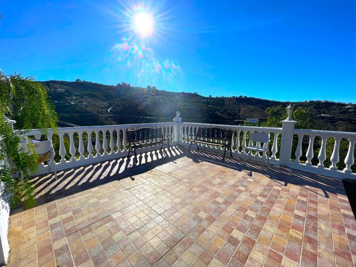 Image No.15-4 Bed Villa for sale