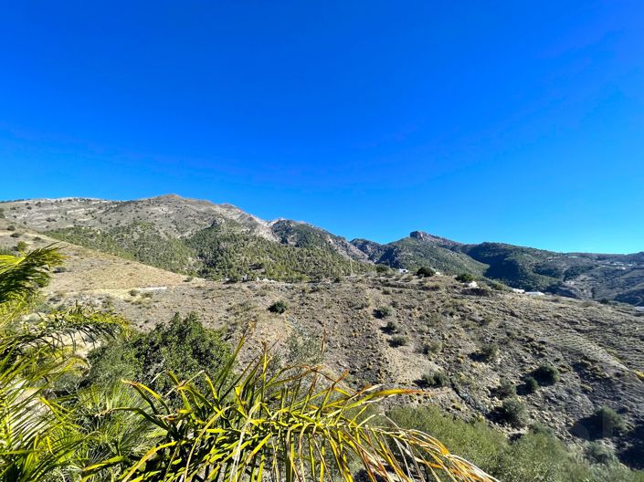 Image No.17-3 Bed Villa for sale