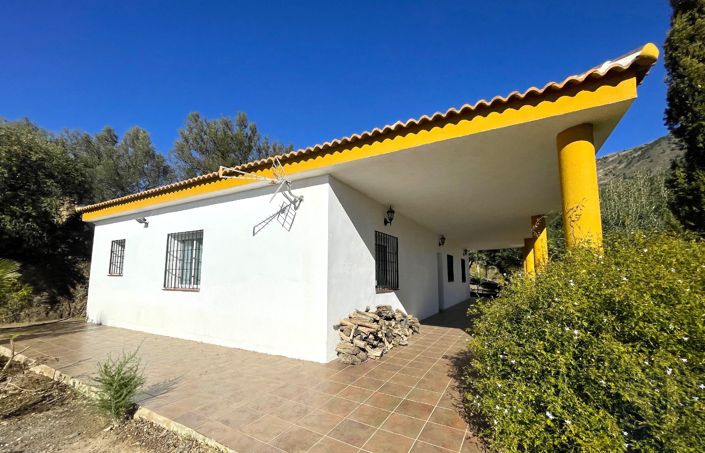 Image No.2-3 Bed Villa for sale