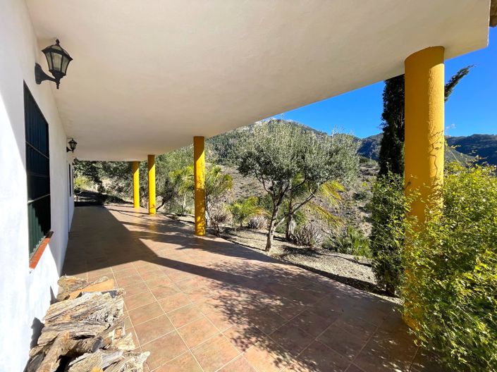 Image No.3-3 Bed Villa for sale