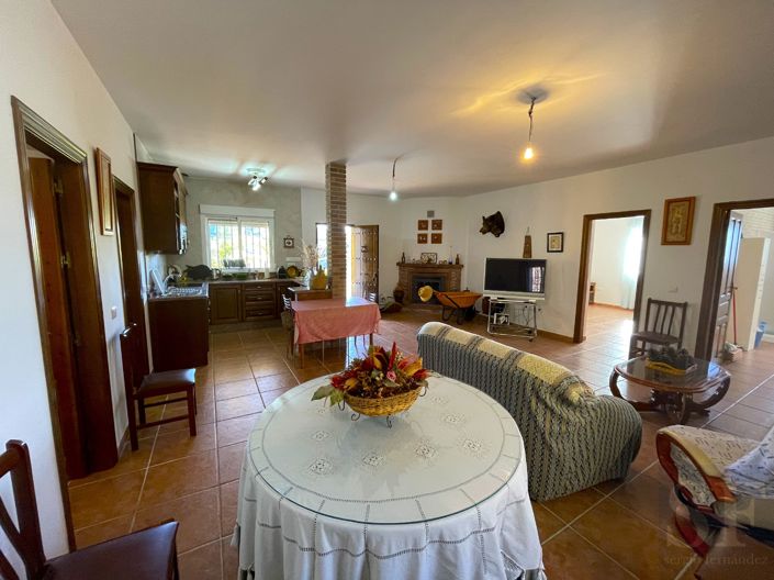 Image No.5-3 Bed Villa for sale