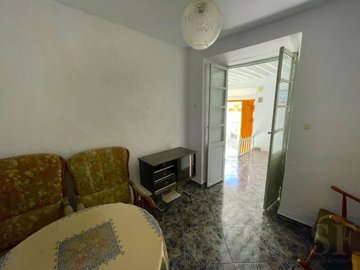 th1189-04