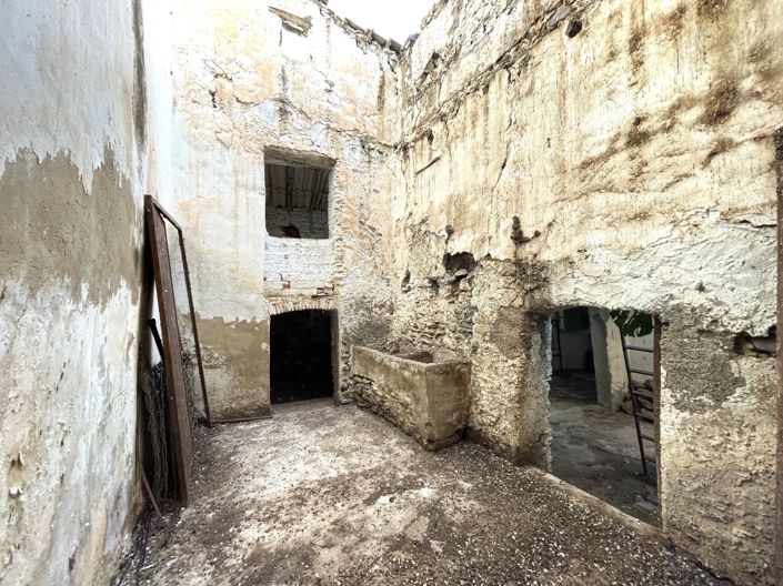 Image No.9-4 Bed Townhouse for sale