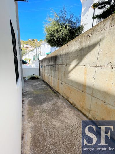 Image No.16-2 Bed Apartment for sale