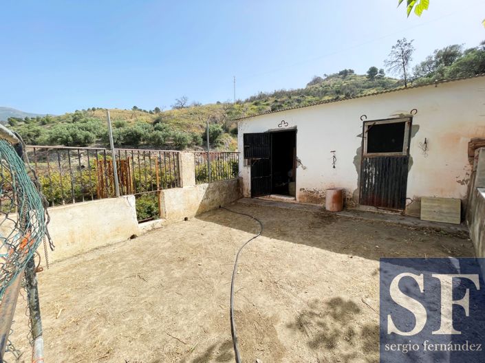 Image No.5-Country House for sale