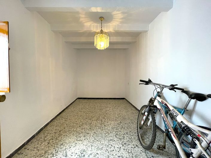 Image No.8-2 Bed Townhouse for sale