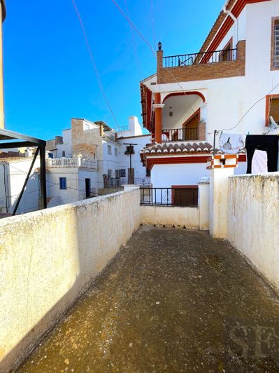 Image No.15-Maison de ville de 3 chambres à vendre à Sayalonga