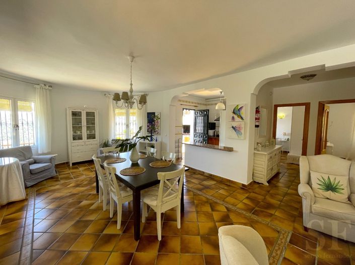 Image No.4-2 Bed Villa for sale