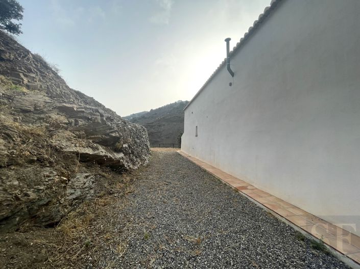 Image No.12-2 Bed Villa for sale