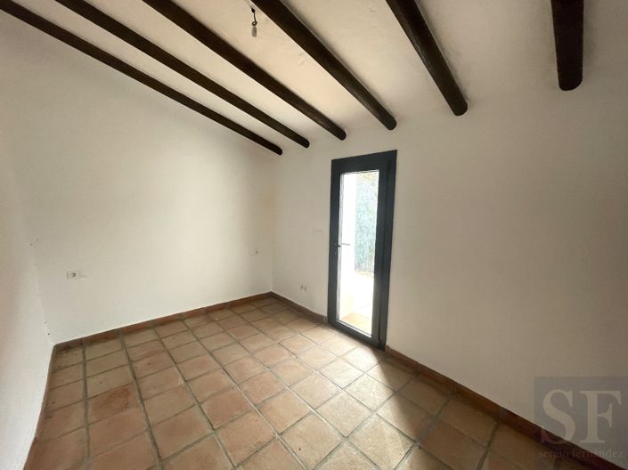 Image No.3-2 Bed Villa for sale