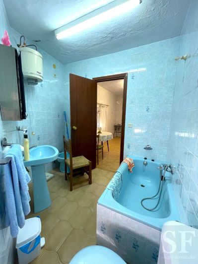 Image No.8-3 Bed Townhouse for sale