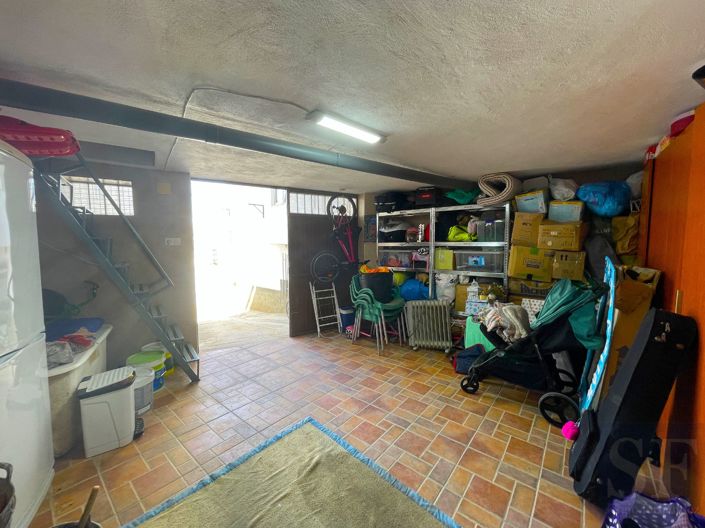 Image No.17-2 Bed Townhouse for sale