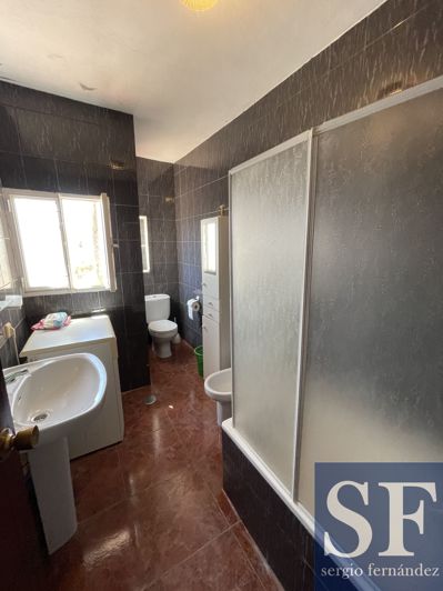 Image No.10-3 Bed Townhouse for sale