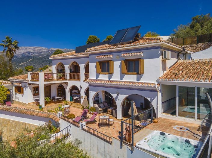 Image No.1-Villa de 5 chambres à vendre à Cómpeta