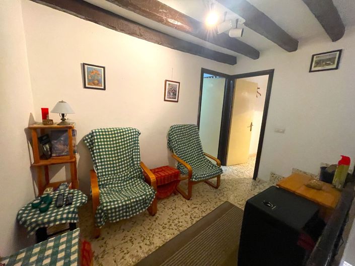 Image No.5-2 Bed Townhouse for sale