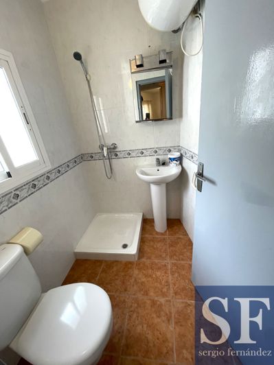 Image No.17-3 Bed Townhouse for sale