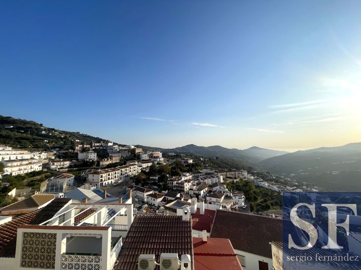 Image No.19-1 Bed Townhouse for sale