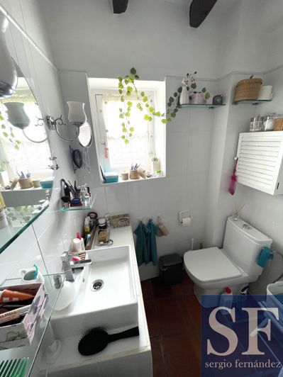 Image No.5-2 Bed Townhouse for sale