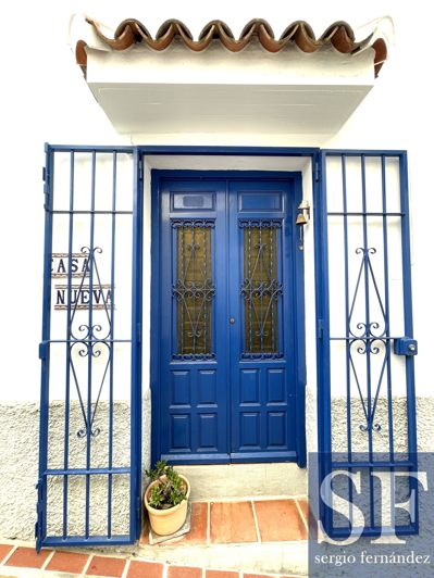 Image No.19-2 Bed Townhouse for sale