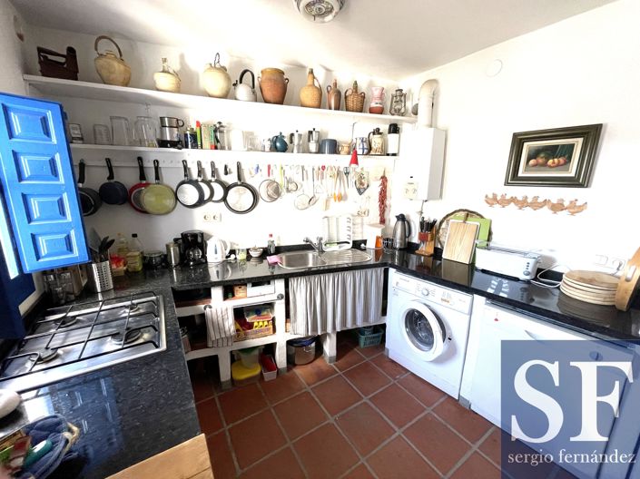 Image No.4-2 Bed Townhouse for sale