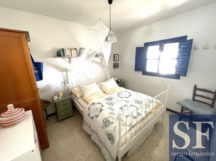 Image No.7-2 Bed Townhouse for sale