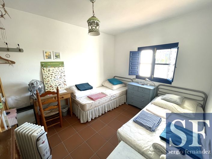 Image No.8-2 Bed Townhouse for sale