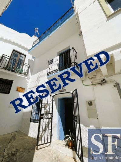 Image No.1-2 Bed Townhouse for sale