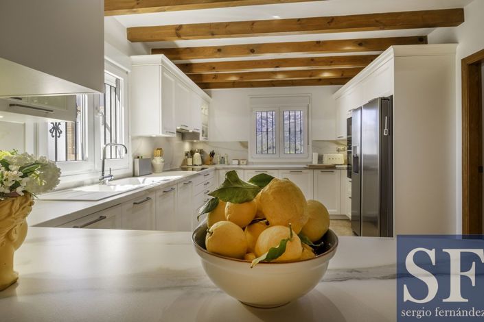 Image No.4-4 Bed Villa for sale