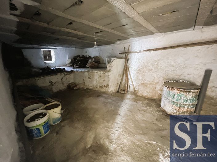 Image No.17-3 Bed Townhouse for sale