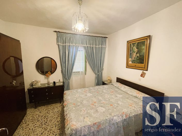 Image No.4-3 Bed Townhouse for sale