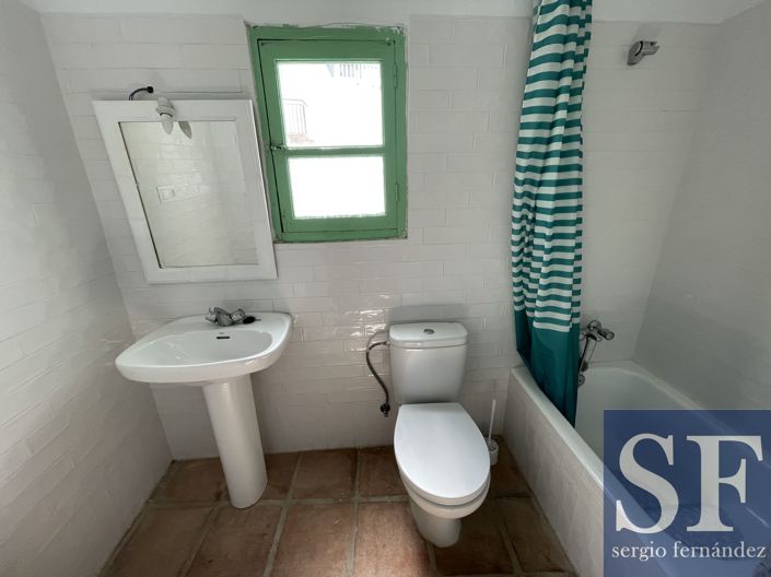 Image No.6-3 Bed Townhouse for sale