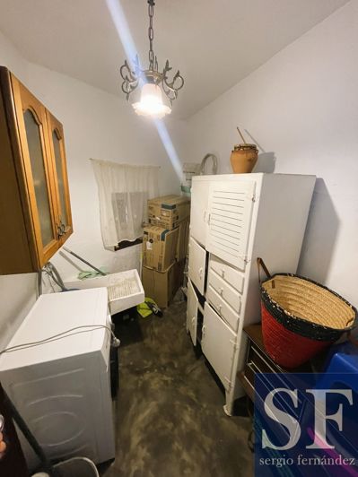 Image No.10-4 Bed Townhouse for sale