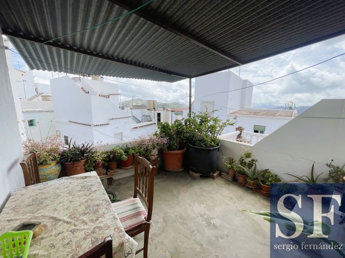 Image No.12-4 Bed Townhouse for sale